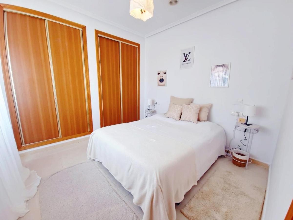 Apartamento The Prestige Torrevieja Atico Con Barbecoa Exterior foto